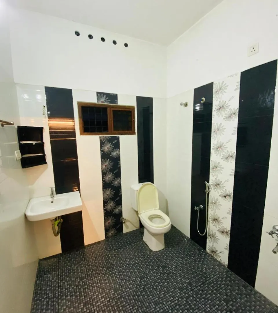 Comodita Residence Kochi الهند