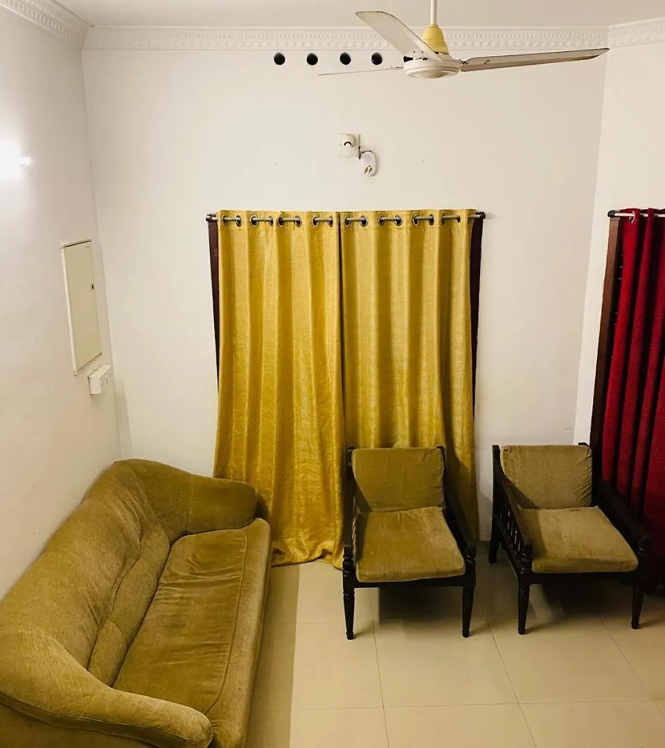 Comodita Residence Kochi Δωμάτια σε οικογενειακή κατοικία
